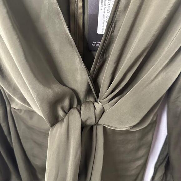 NWT PrettyLittleThing Satin Wrap Mini Dress Olive Green US 4 Long Sleeve - Picture 3 of 8